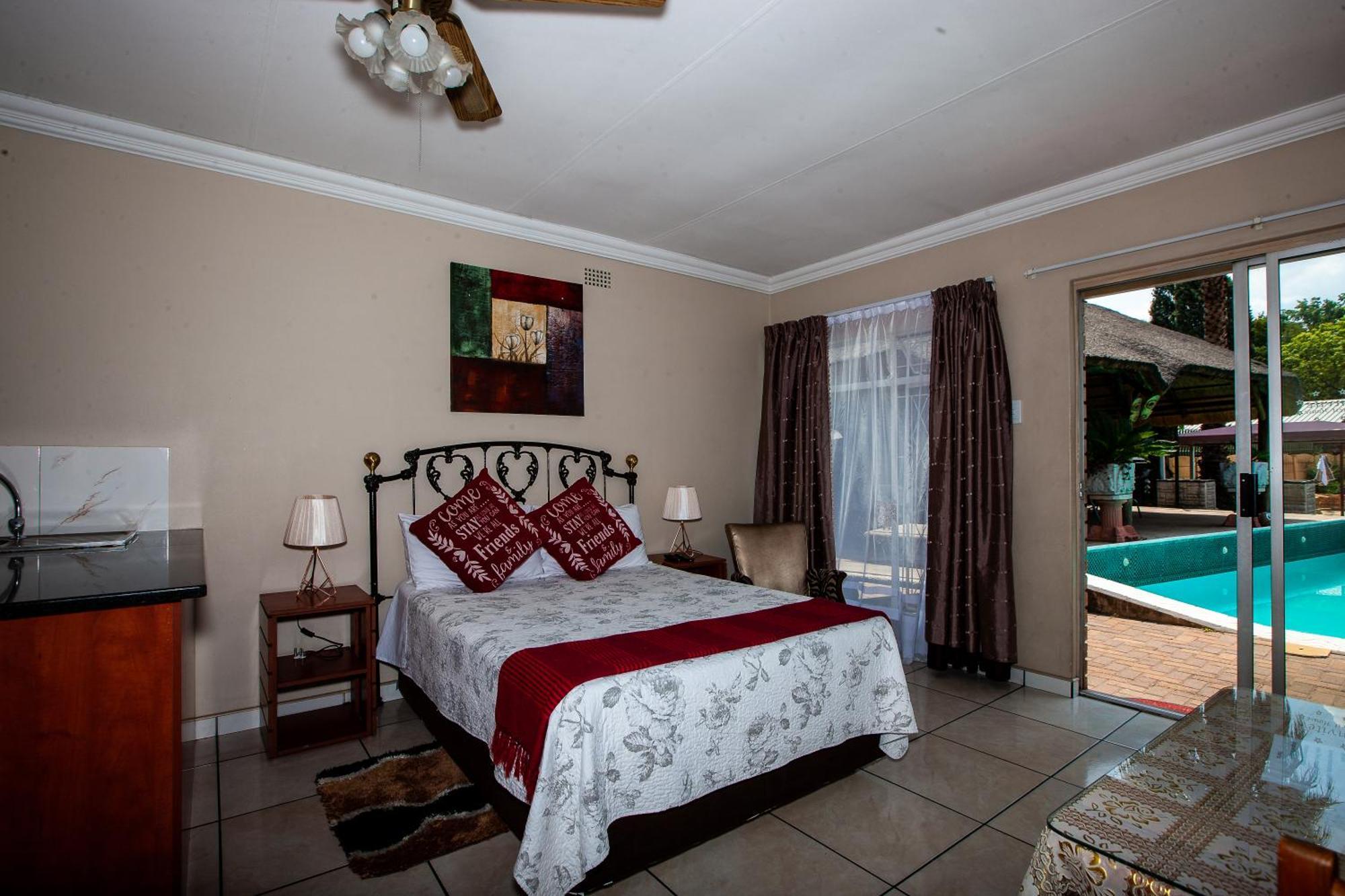 Invite Guest House - Self Catering Accommodation In Vanderbijlpark Exterior photo